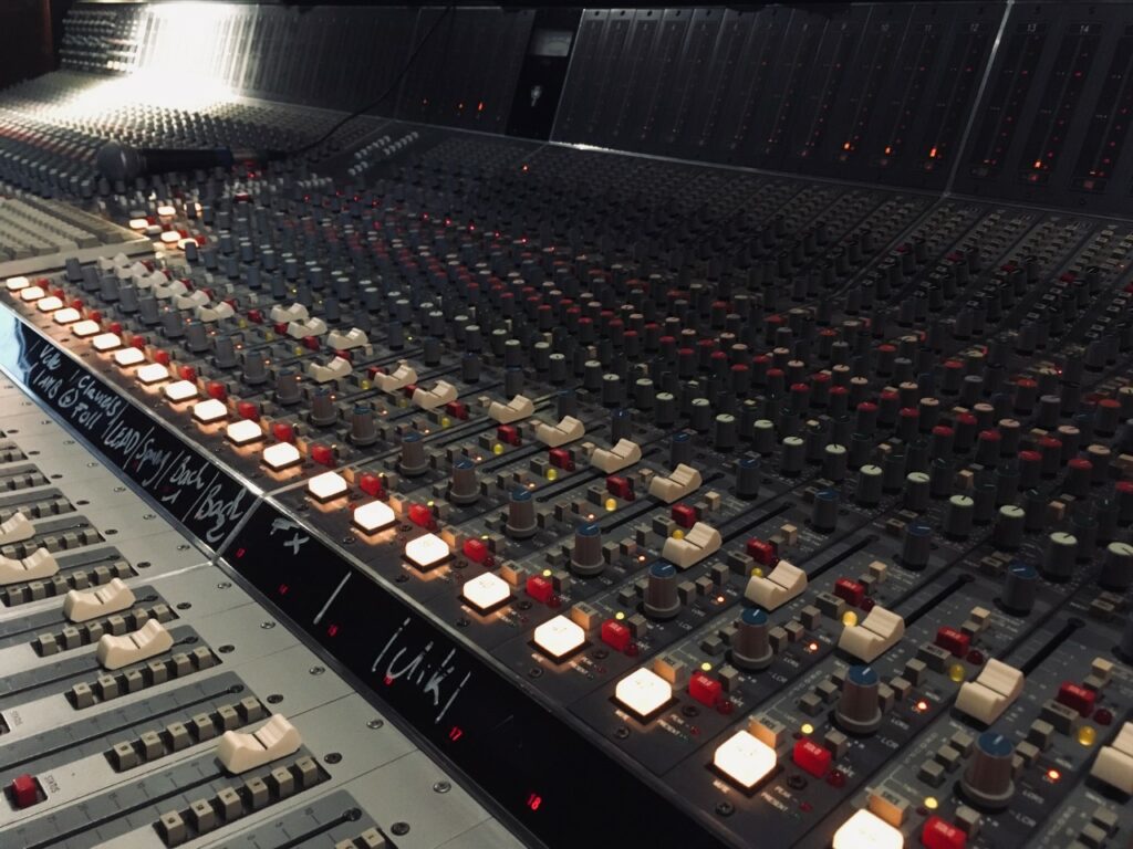 Console Studio A